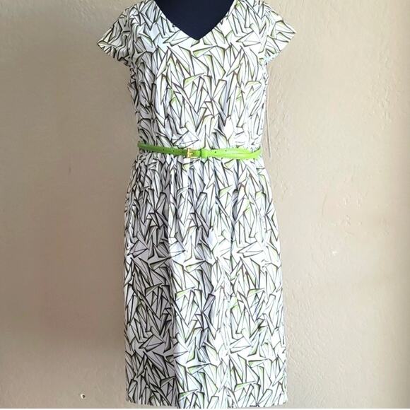 Cece’s New York Dresses & Skirts - Women’s/Juniors Cece’s New York Tapered Dress Size 6